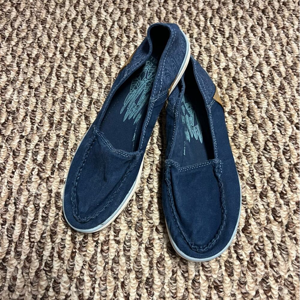 Merrell Blue Slip On Loafers Women's Size 10 Style Putty Easy On Off Closed Toe